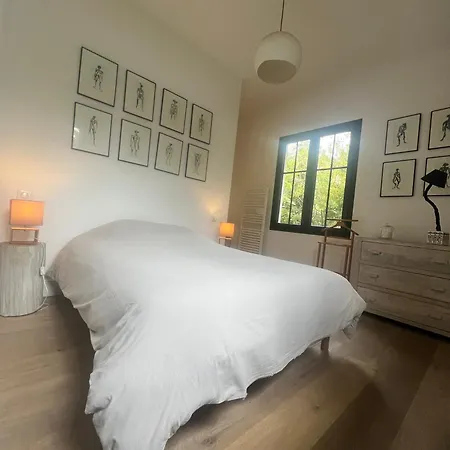 Maison Individuelle En D'hiver A Semesterbostad *